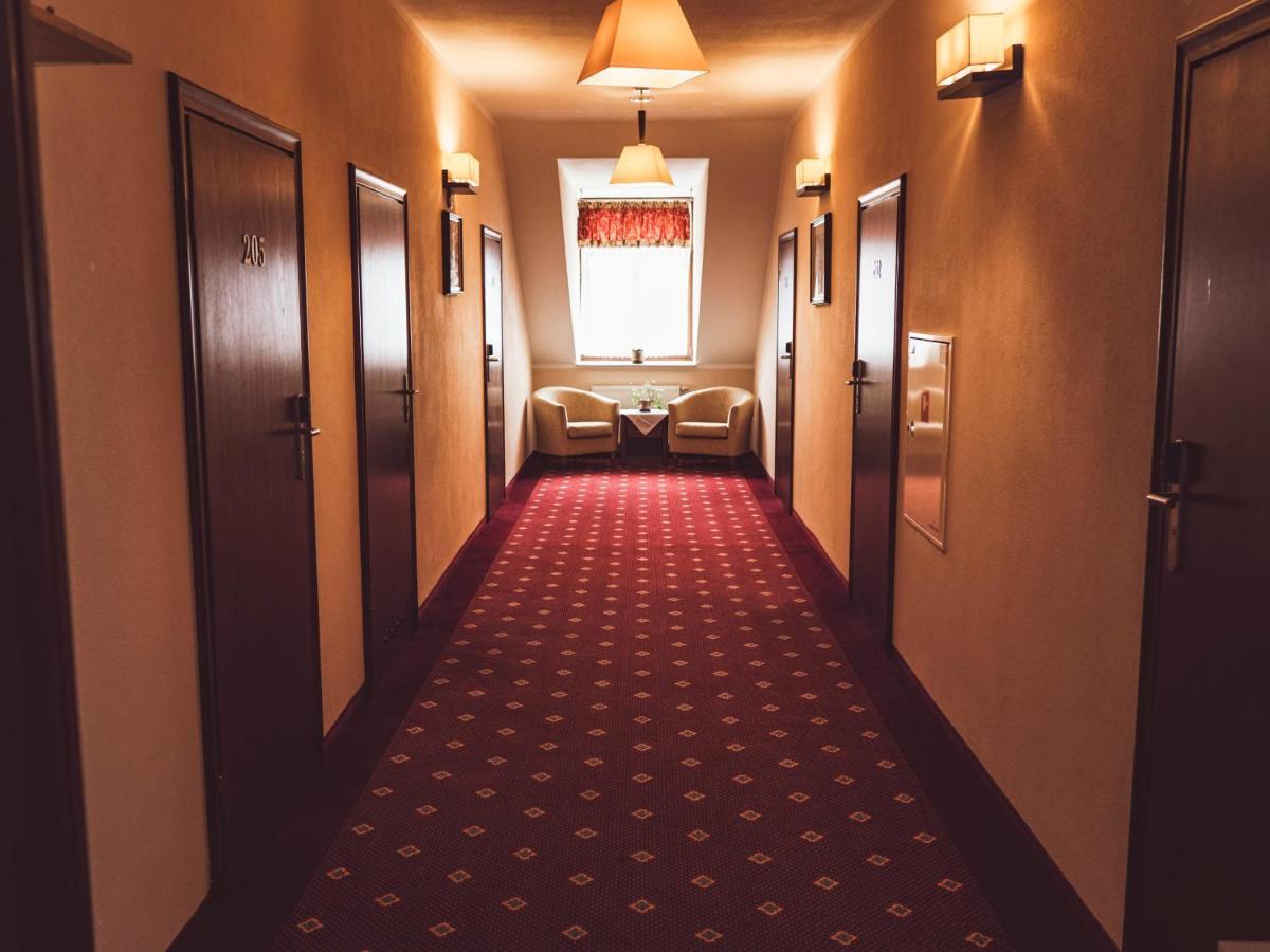 Hotel Osjann بيالا بودلاسكا المظهر الخارجي الصورة