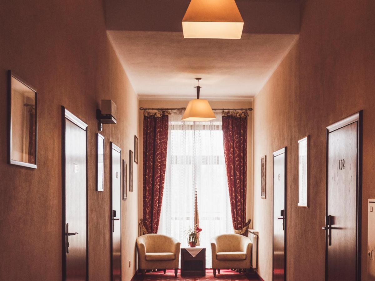 Hotel Osjann بيالا بودلاسكا المظهر الخارجي الصورة